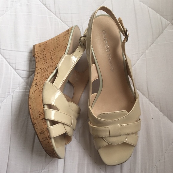 nude wedges
