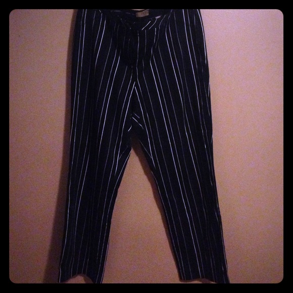 i.e. Woman dress pants