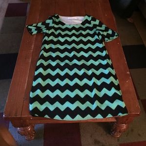 Peaches & Cream Green And Black Chevron Dress
