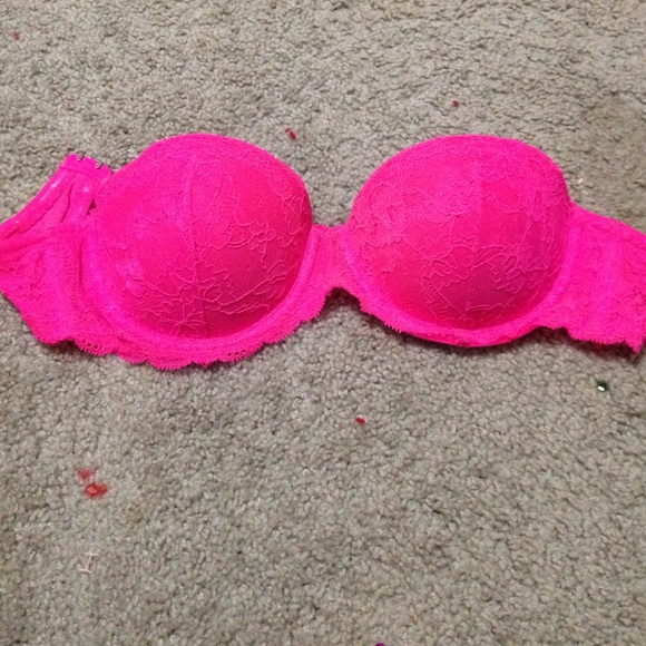Pink Victoria's Secret push up bra - Picture 1 of 2