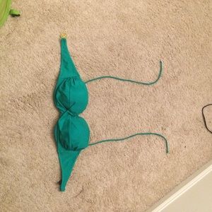 twist bandeau bathingsuit