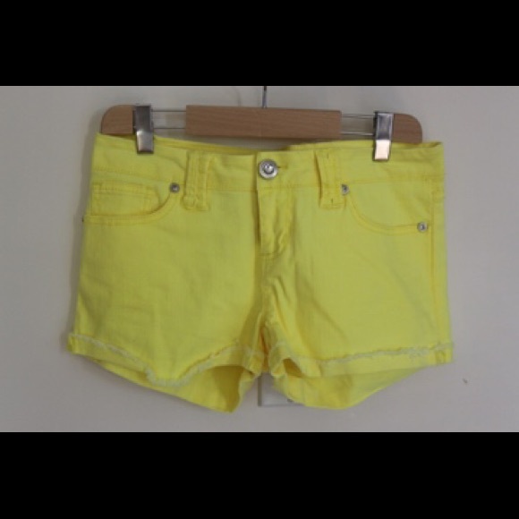 Jalate Shorts