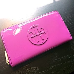 Tory Burch Stacked Patent Zip Continental Wallet