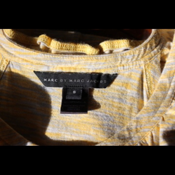Marc Jacobs Ruffle top - Picture 4 of 4