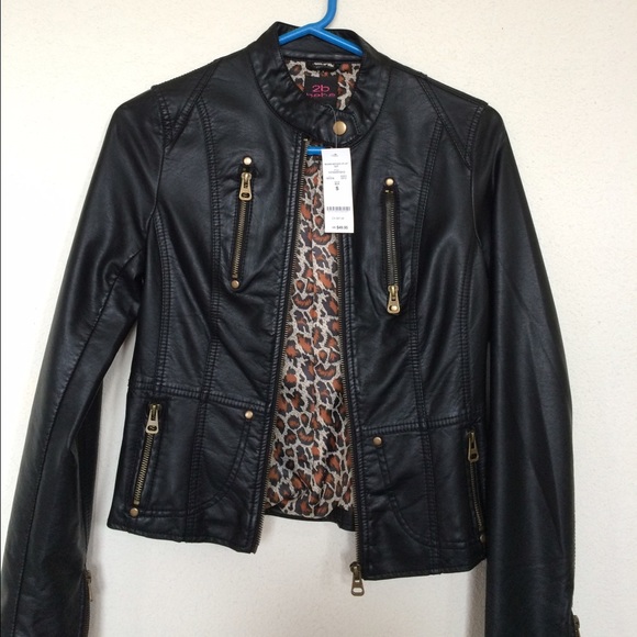 2BEBE BLACK LEATHER JACKET SIZE SMALL