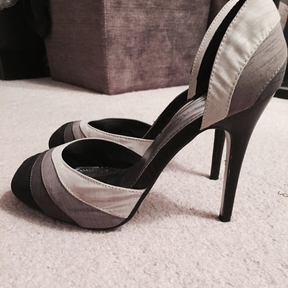 Heels / pumps