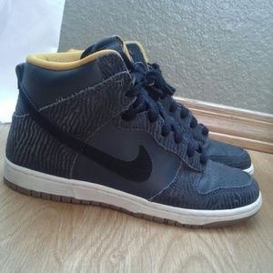 Nike high dunks-women's (not wedge)