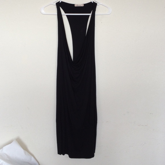 LOOSE OPEN BACK BLACK F21 DRESS SIZE LARGE