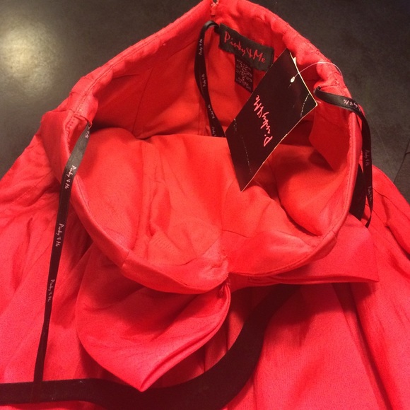 NWT DRESS - Picture 3 of 3