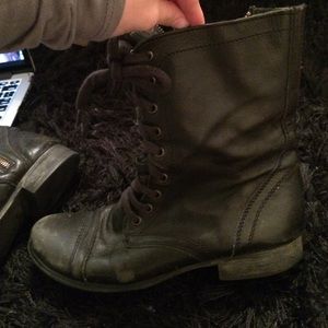 Steve Madden boots