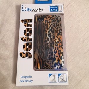 New in box iPhone 4/4S leopard case