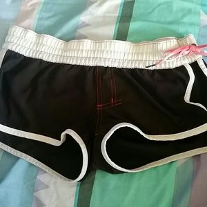 Surf shorts
