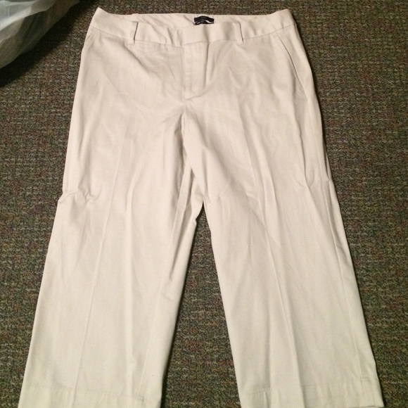Gap Dress Capris. Never worn!
