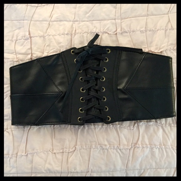 Faux leather corset belt