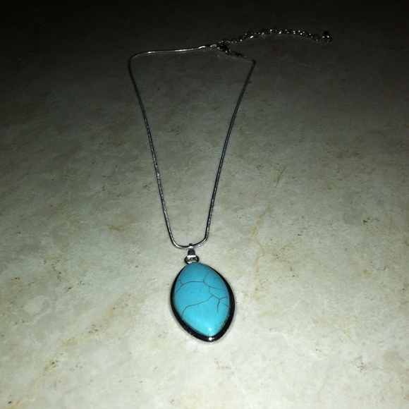 •Turquoise teardrop stone necklace• - Picture 3 of 3