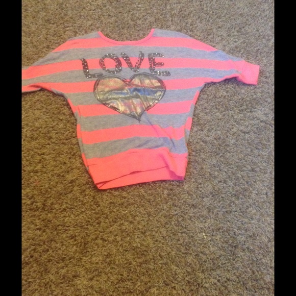 pink and grey striped shirt that says love - Picture 1 of 1