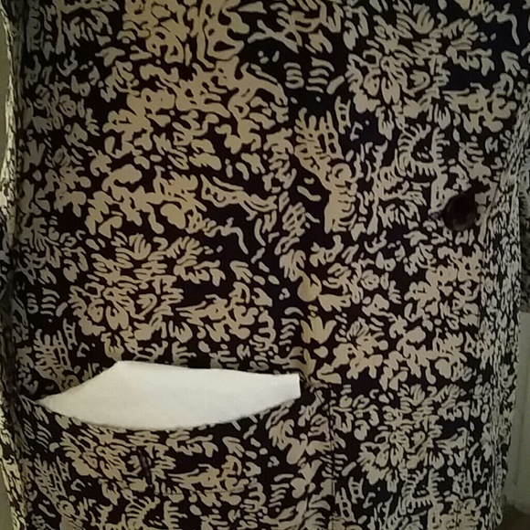 Blazer - Picture 3 of 4