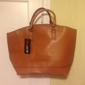 Tan tote
