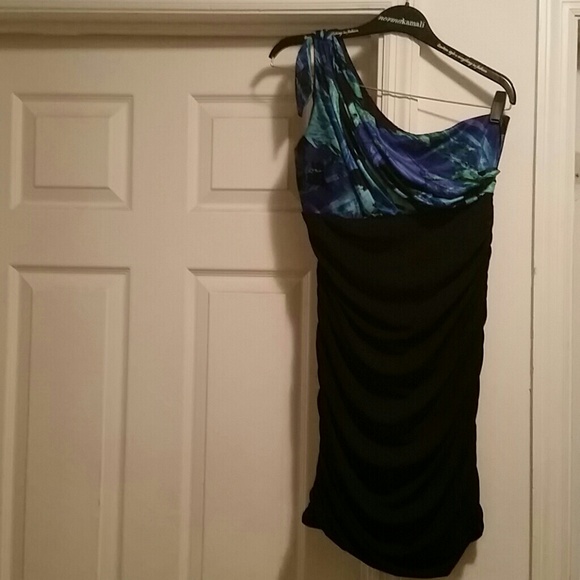 One shoulder party dress