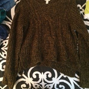 Mustard color sweater good condition