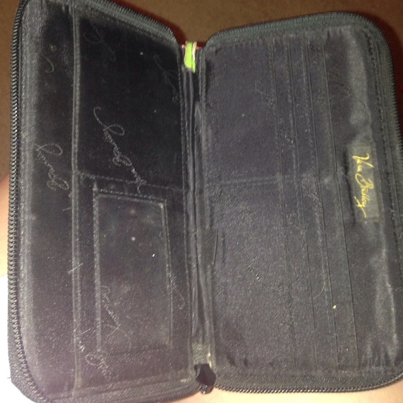 Vera Bradley wallet - Picture 2 of 2