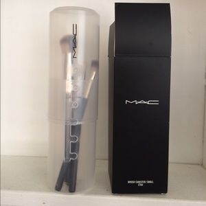 Mac brush holder
