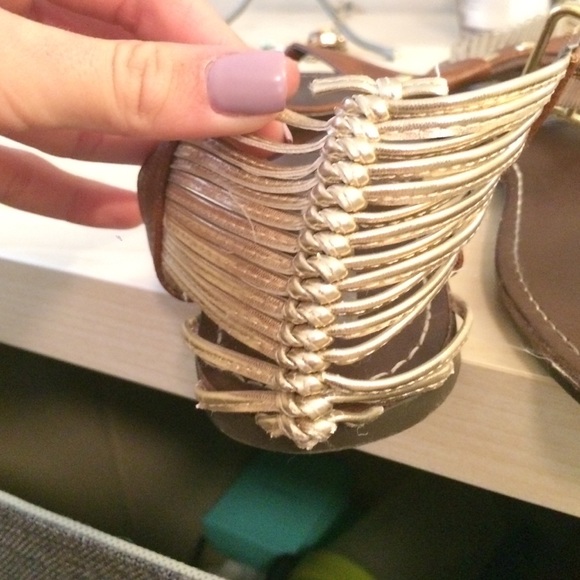 Sandals - Picture 2 of 3