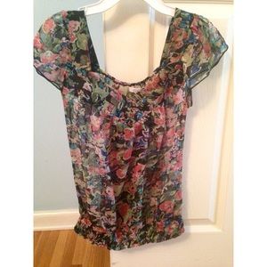 Floral print blouse
