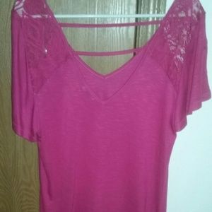 ❌❌SOLD IN BUNDLE❌❌NWOT Top