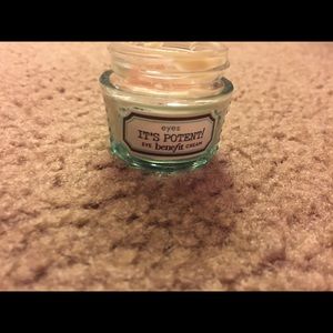Benefit it's potent eye cream