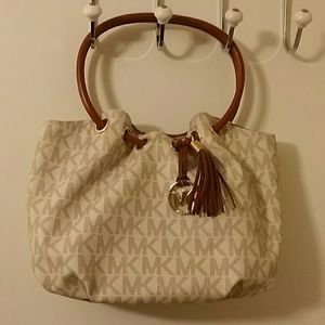 TRADED --- Aunthentic Michael Kors Ring Tote