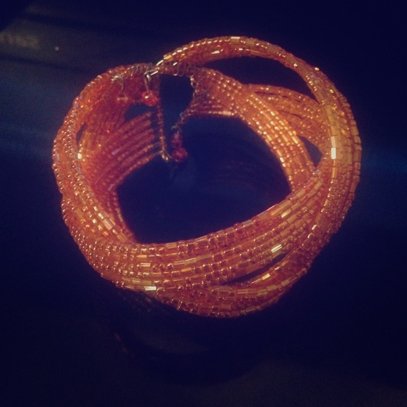 Bracelet - Picture 1 of 3