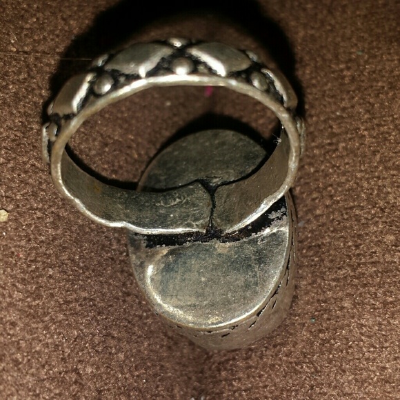 Red Silver ring - Picture 3 of 4