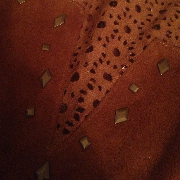 Shirt - Picture 4 of 5