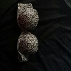 Strapless push up bra