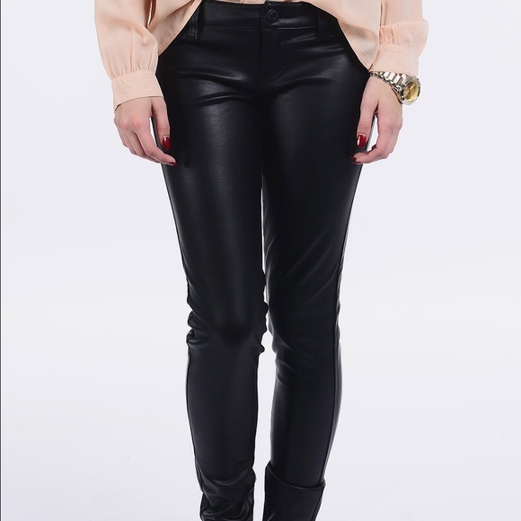 SOLD - Picture 4 of 4