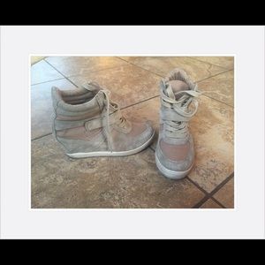 Steve Madden sneaker wedge👠