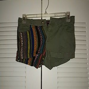 Tribal Shorts *TRENDY*