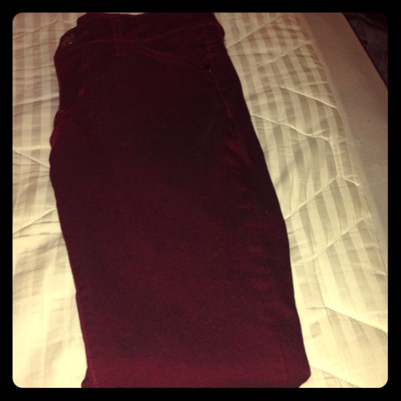 NWOT dark red skinny pants!