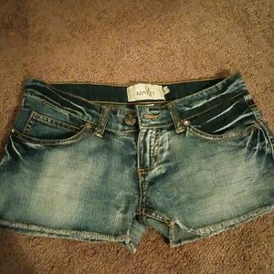 Denim Shorts ❌SOLD IN BUNDLE! !