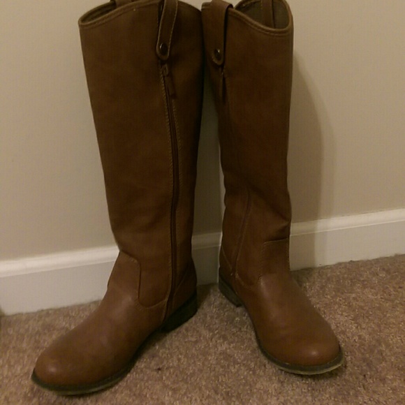 Boutique Riding Boots - Picture 2 of 2
