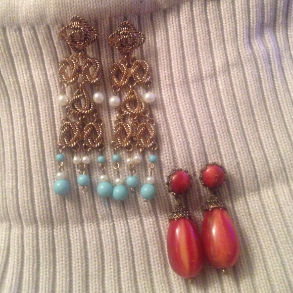 2 for the price of 1 earrings - Picture 1 of 3