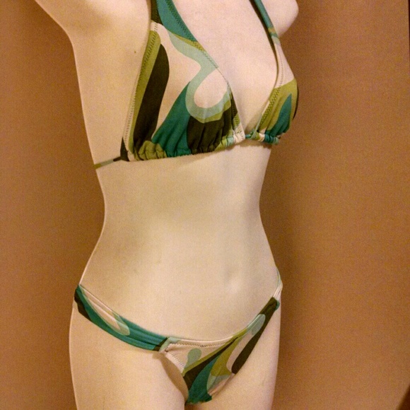 Halter Bikini - Picture 2 of 3