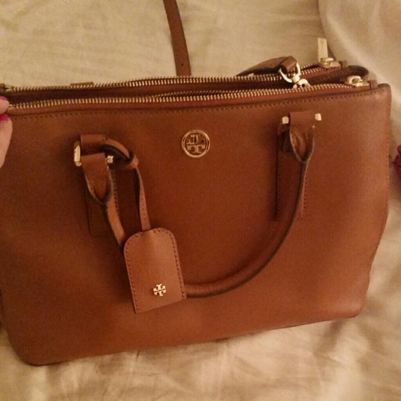 TRADE FOR MACDOG Tory Burch Robinson Tote