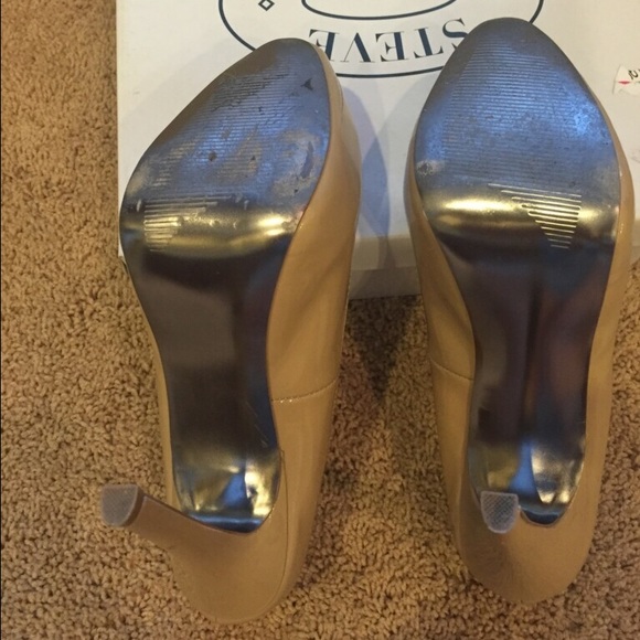 Steve Madden Russhh Blush Patent Pumps - Picture 4 of 4
