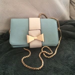Cute minty bag with bow