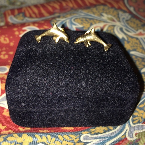 14 qt gold, dolphin earrings