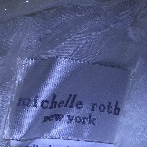 Michelle Roth wedding gown! Sweet heart crystals - Picture 4 of 4