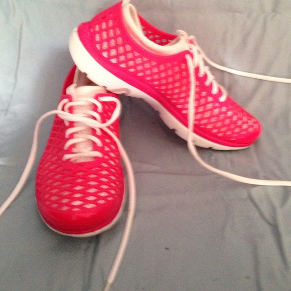 Pink nike air