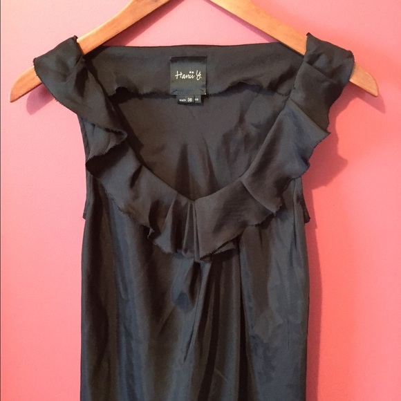 Ruffled black top - Picture 2 of 3